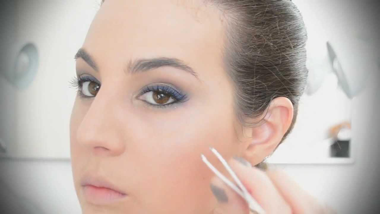 Make de festa com delineado azul - TV Beauté | Vic Ceridono