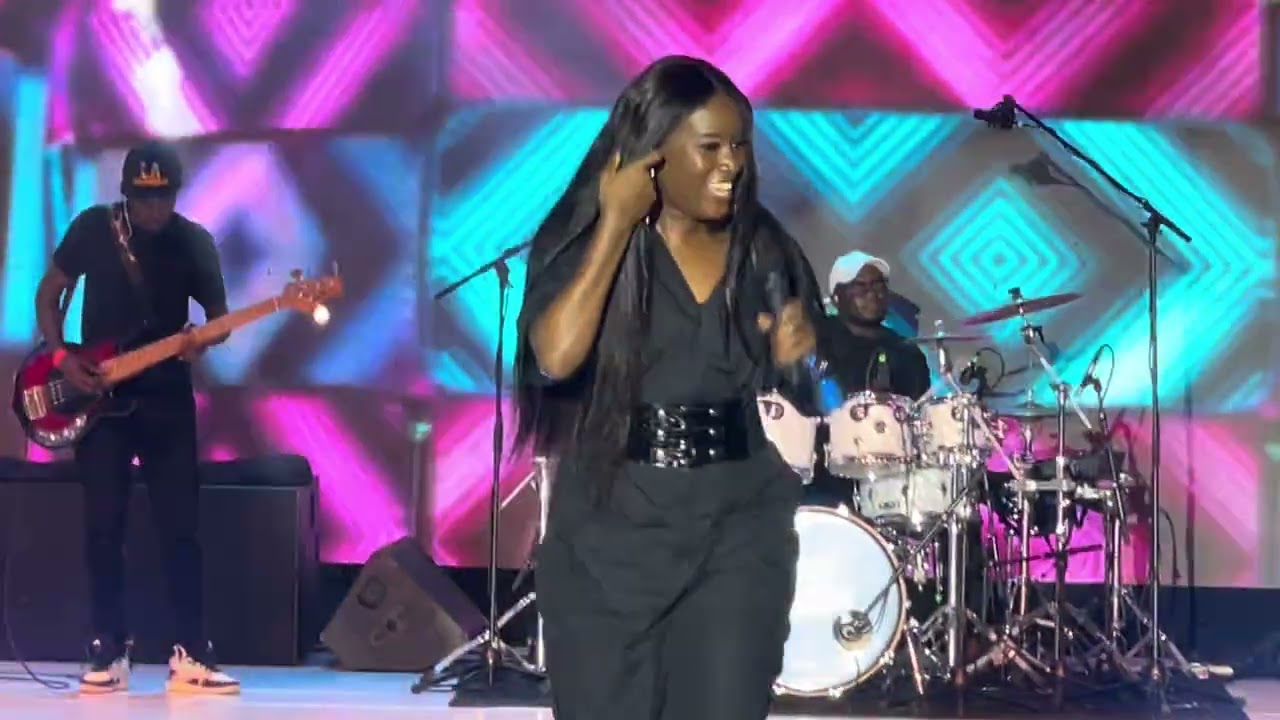 Juliana Kanyoomozi performs at Geostedy’s concert at Sheraton #geosteadyconcert  #zapopromotions