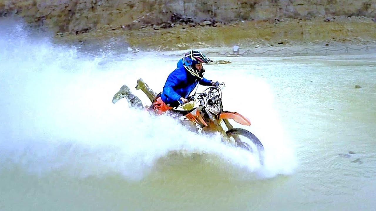 Enduro Battle Field