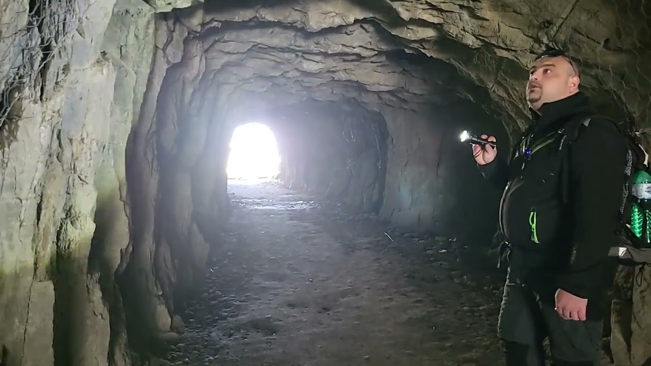 VIAGGIANDO NELLA STORIA ATTRAVERSO I BUNKER DELLA LINEA CADORNA DEL MONTE MORRISOLO.