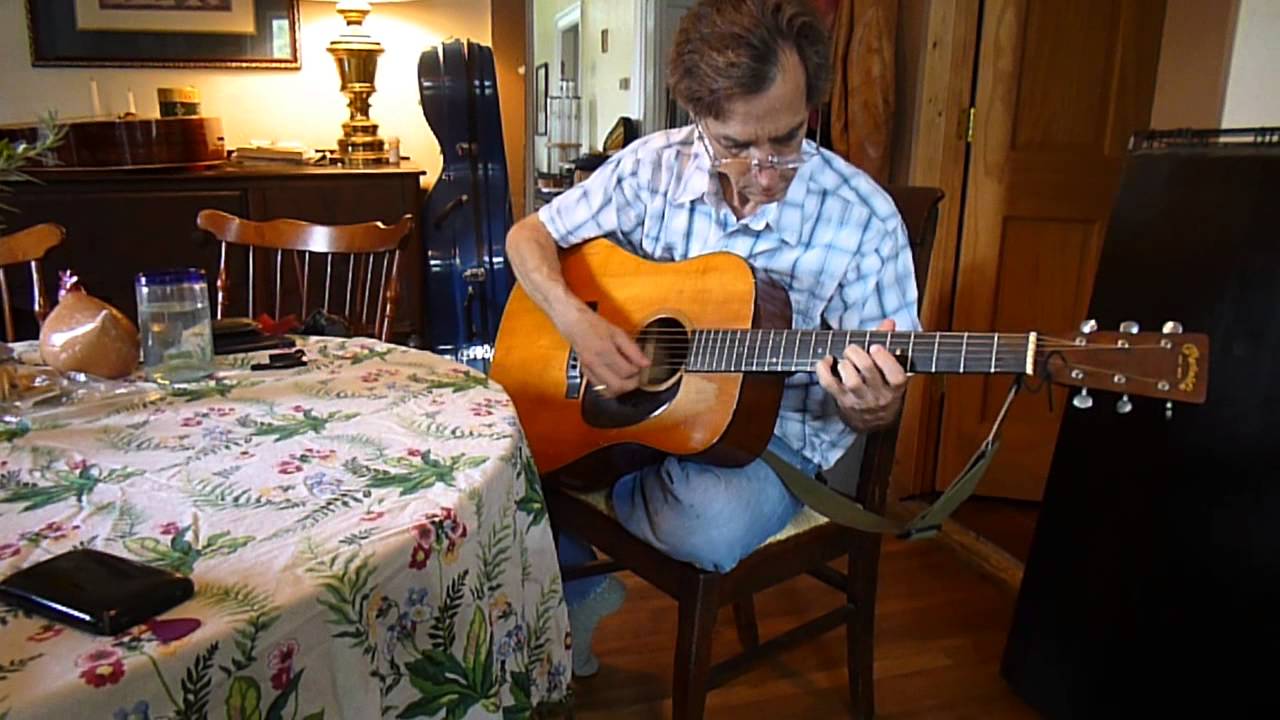 Robert Bowlin playing a '38 Martin D-18 retopped in the early 40's