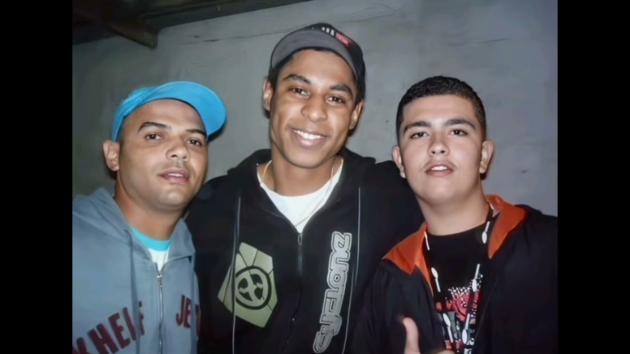 MC DUDA DO MARAPÉ E MC RENATINHO - MEGA MEDLEY (AO VIVO NO CAIPIRÃO)
