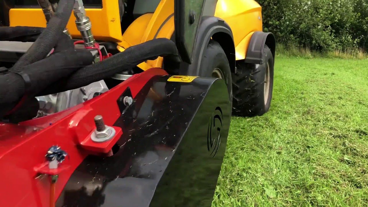 Stiga Titan 740 DCR + Boxer WLF1300