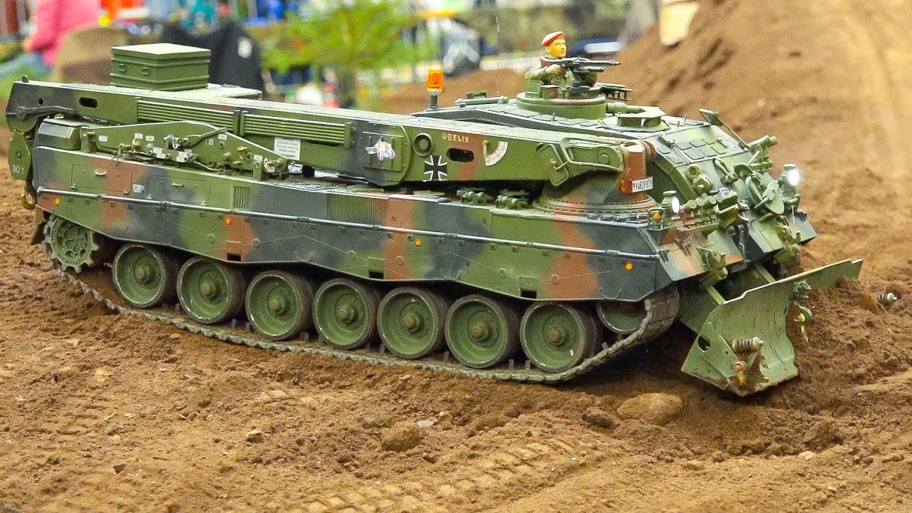 STUNNING RC TANKS, RC MILITARY TRUCKS, REMOTE CONTROL ARMY VEHICLES, RC SCALE MODELS, RC COLLECTION