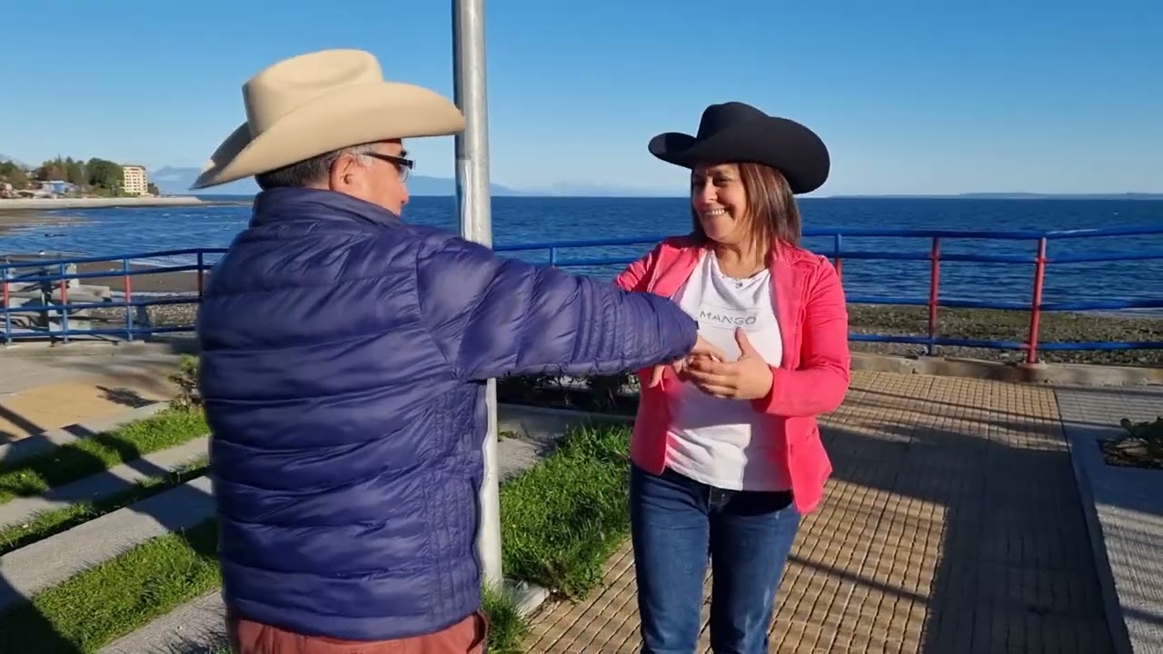 LOS RANCHEROS DEL MELIPULLI DE PUERTO MONTT-CHILE: COVER CUMBIA 