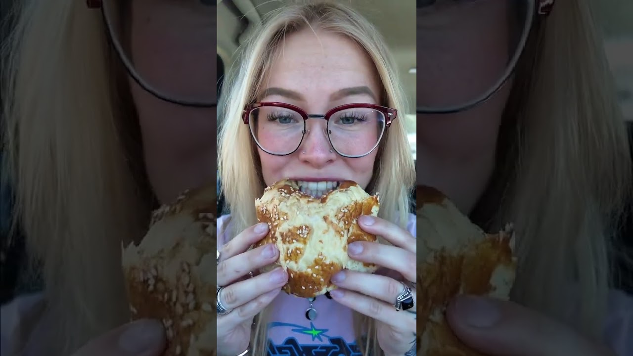 85&deg;C Bakery Cafe Mukbang!#asianpastries #bakery #asianfoods #eatwithme #pastry #pastries #newfood