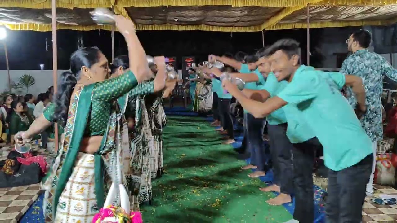 જય માતાજી આનંદ ગરબા મંડળ અજરપુરા 