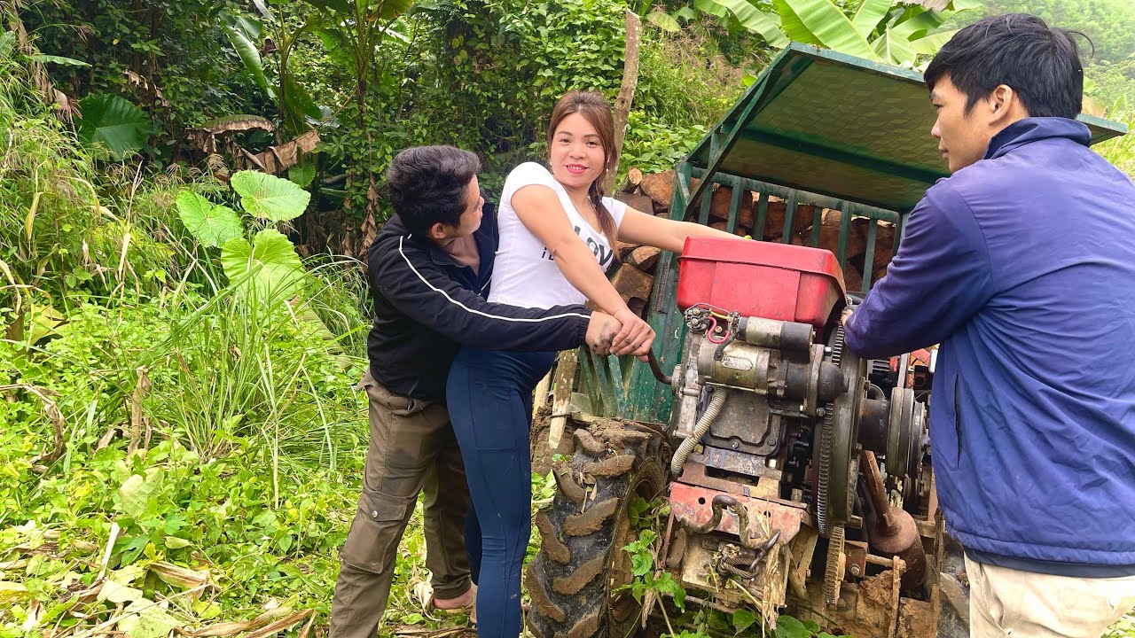 Talented girl: repairs and rescues a tractor stuck in the deep forest.
