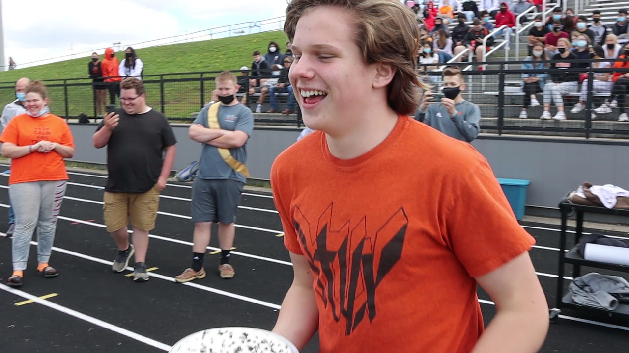 Teachers vs. Students week - Pie-in-the-face