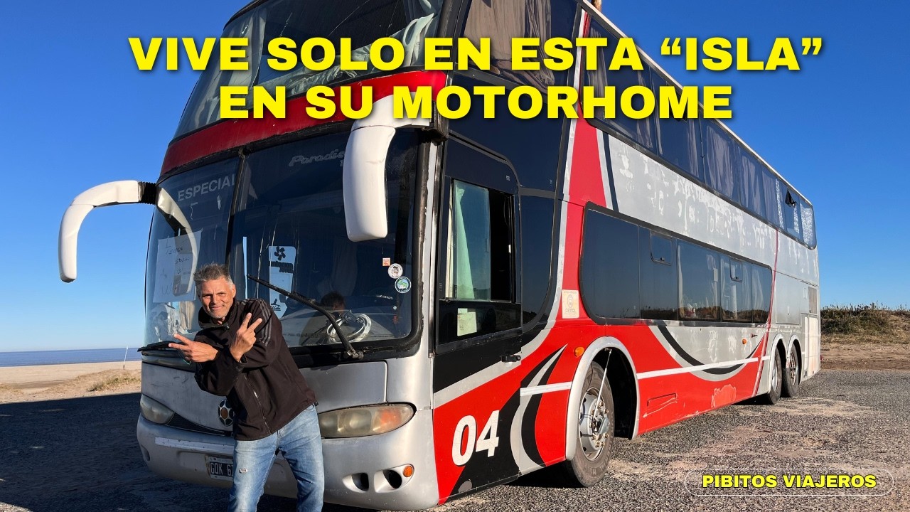 VENDIÓ TODO y ahora VIVE EN SU MOTORHOME DOBLE PISO en una 