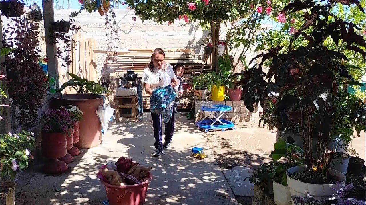 ASI ES MI DIA REAL MIENTRAS MIS HIJAS SE VAN A LA ESCUELA, compré romero para mí cabello 🌿