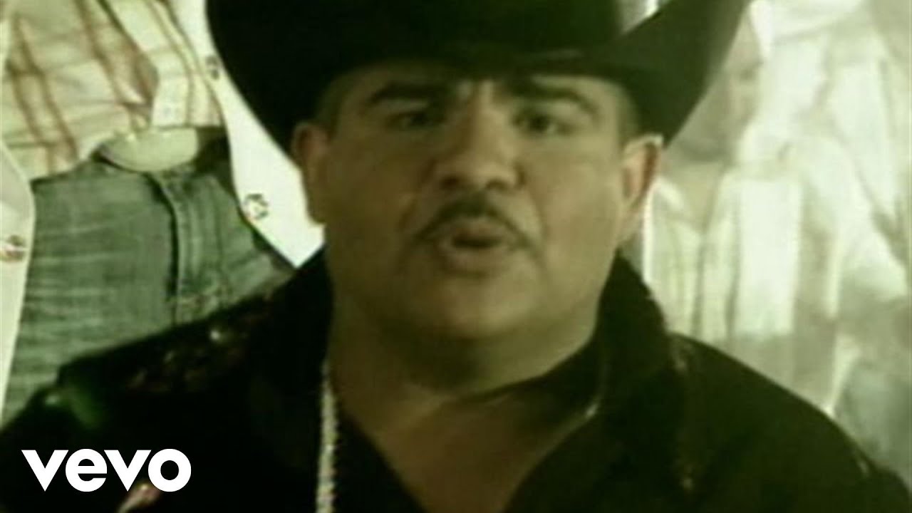 Chuy Liz&aacute;rraga y Su Banda Tierra Sinaloense - La Peinada (La Peinadita)