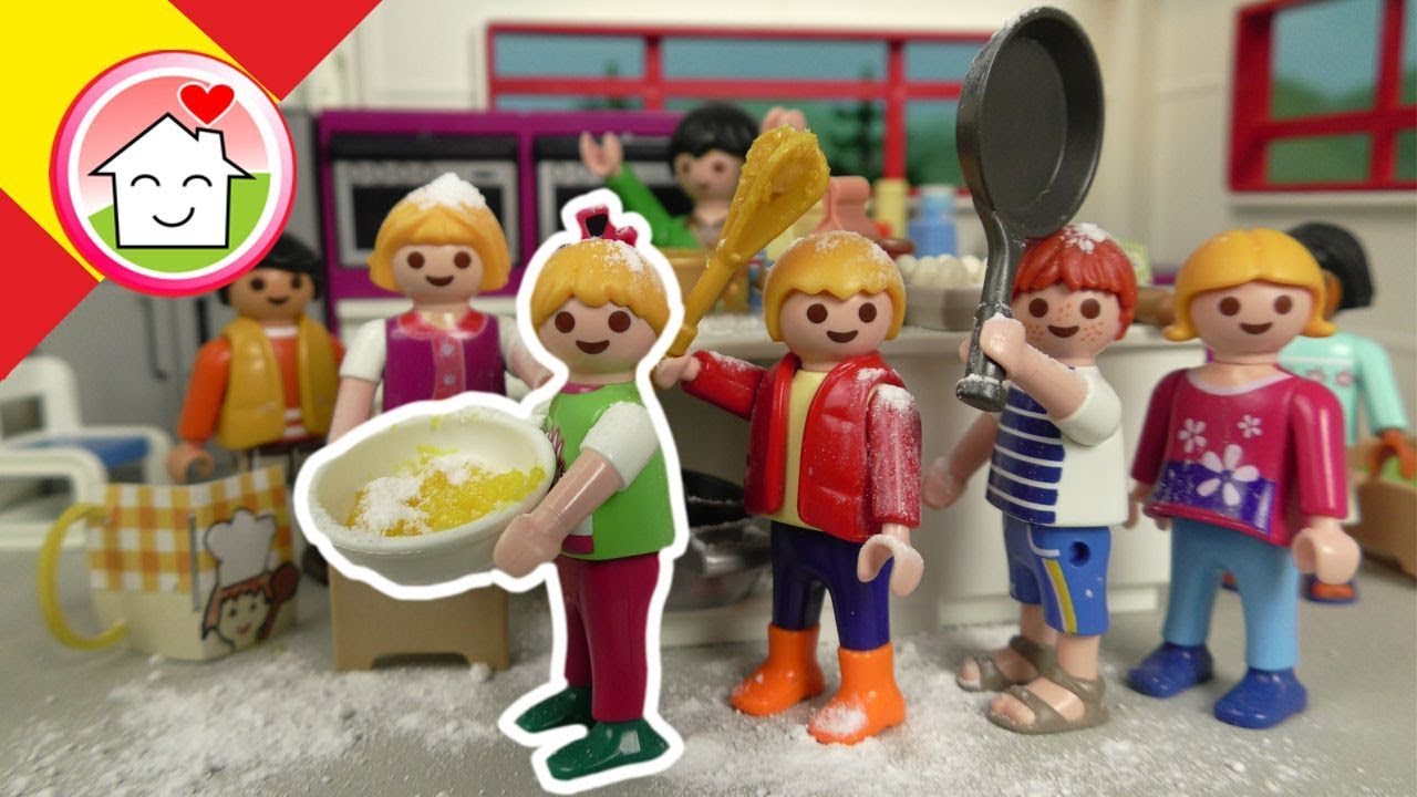 Playmobil en español ¡La tarta está que arde! - La Familia Hauser