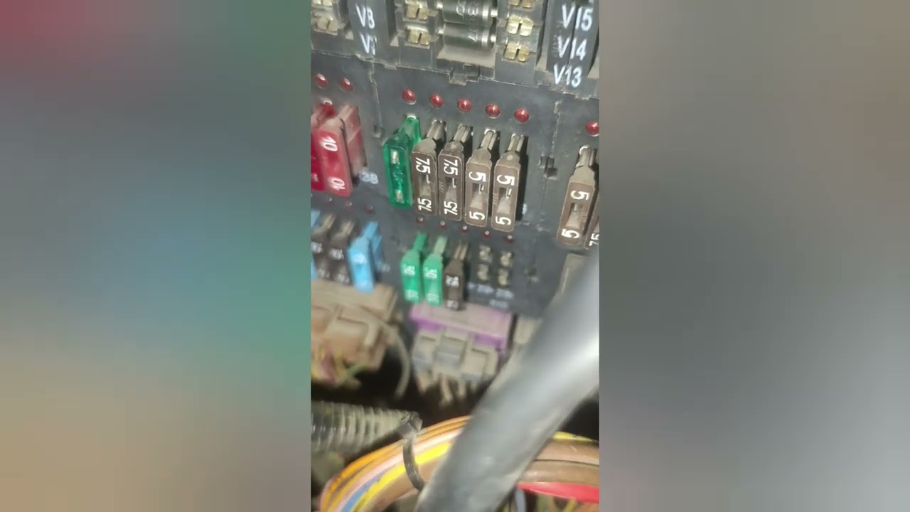 Отошёл контакт на монтажном блоке
