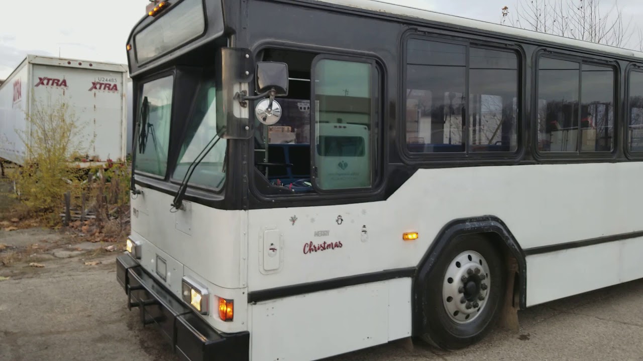 [CASPER] 1999 Gillig Phantom (#9917)