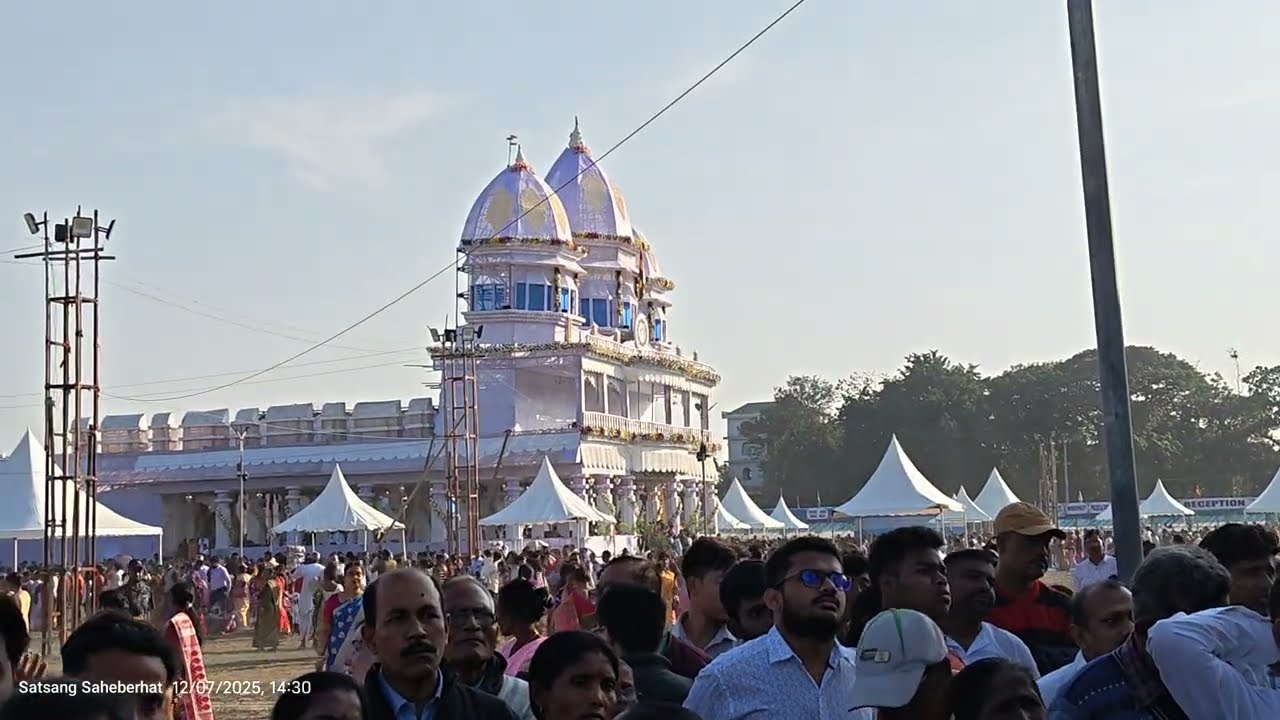খুব সুন্দর ইস্টপ্রসঙ্গ করছেন ডাক্তারবাবু  শ্রীশ্রীঠাকুরের ১৩৮তম জন্মোৎসব 