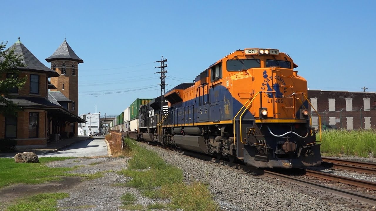 Trains on the Norfolk Southern Harrisburg Line Summer 2017