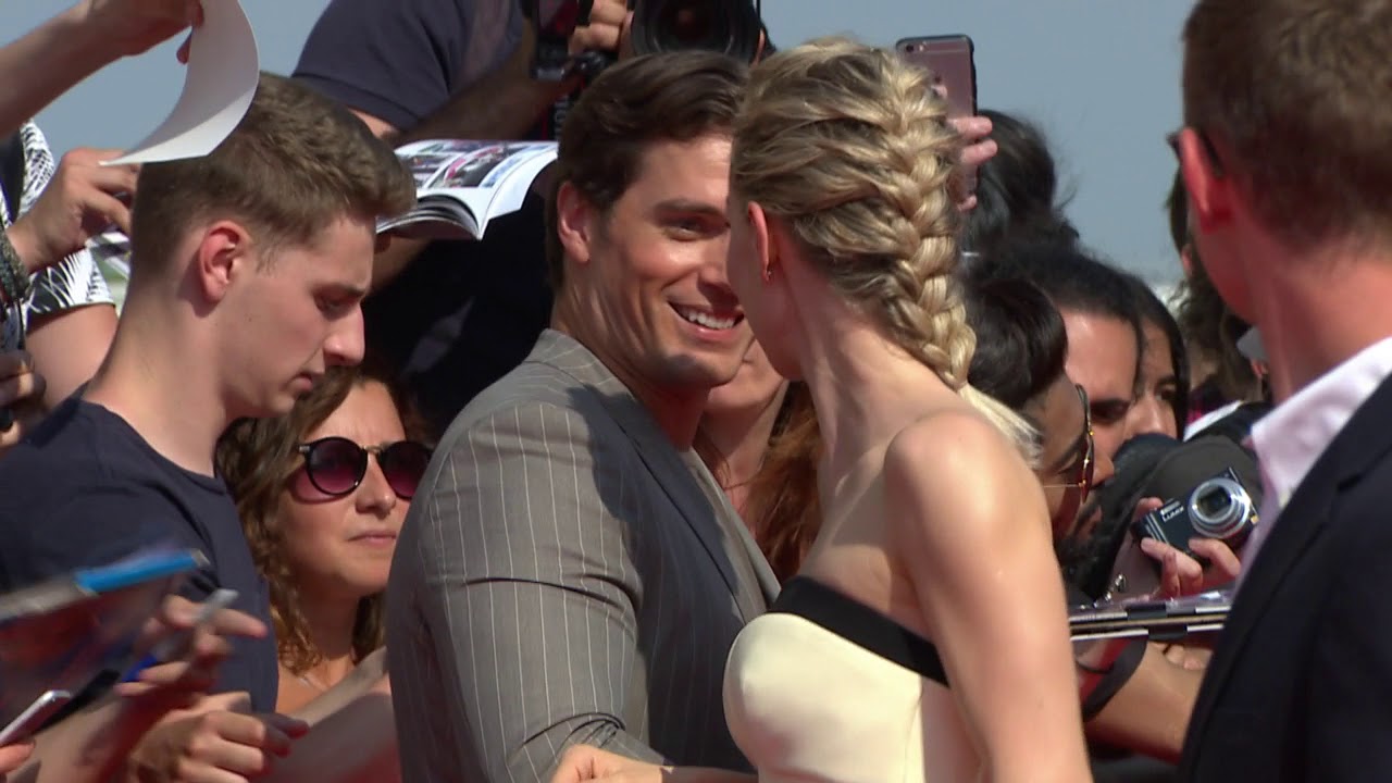 Mission Impossible Fallout Paris Premiere - B (official video)