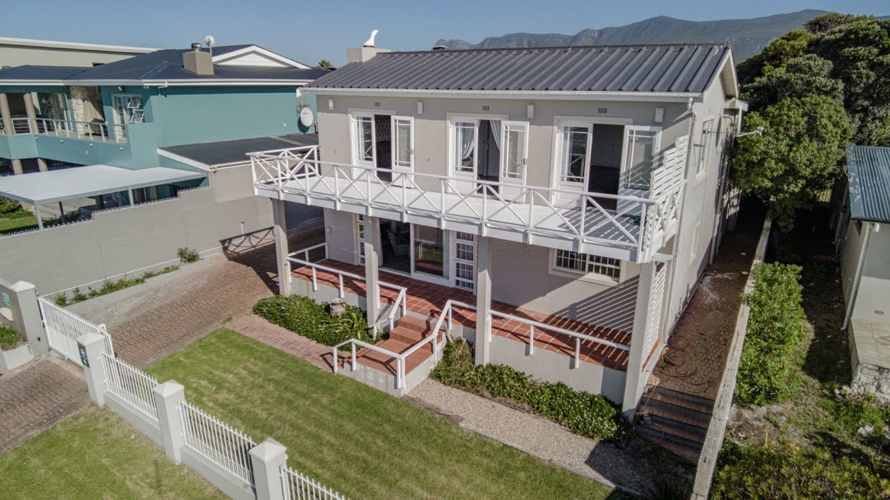 6 bedroom beachfront villa for sale in Sandbaai | Pam Golding Properties