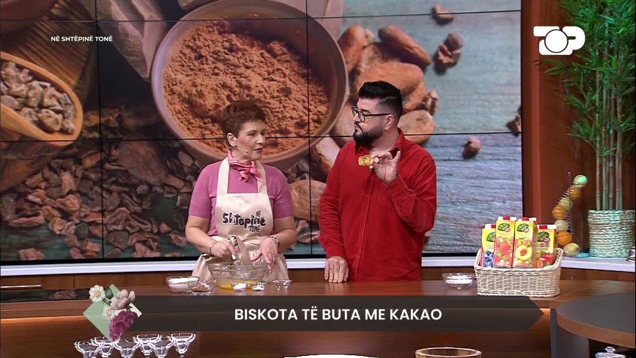 Si të gatuajmë biskota të buta me kakao - Në Shtëpinë Tonë