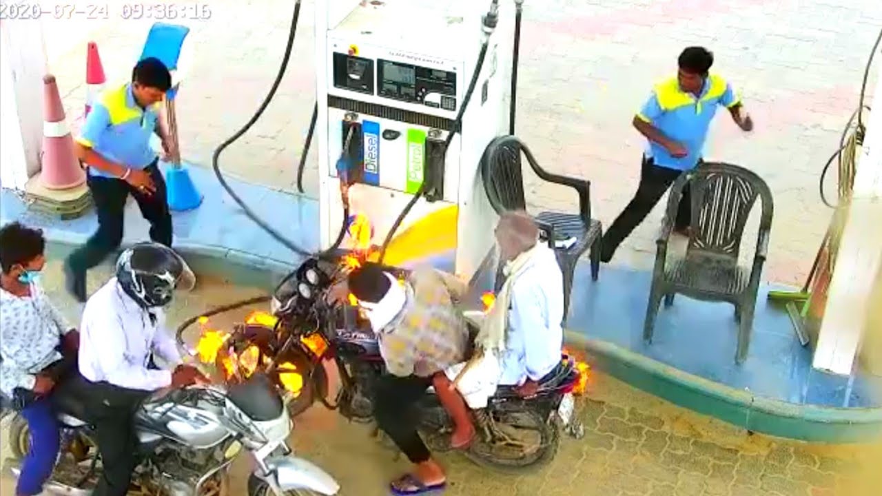 Fire 🔥 at Petrol Pump in India.☠️