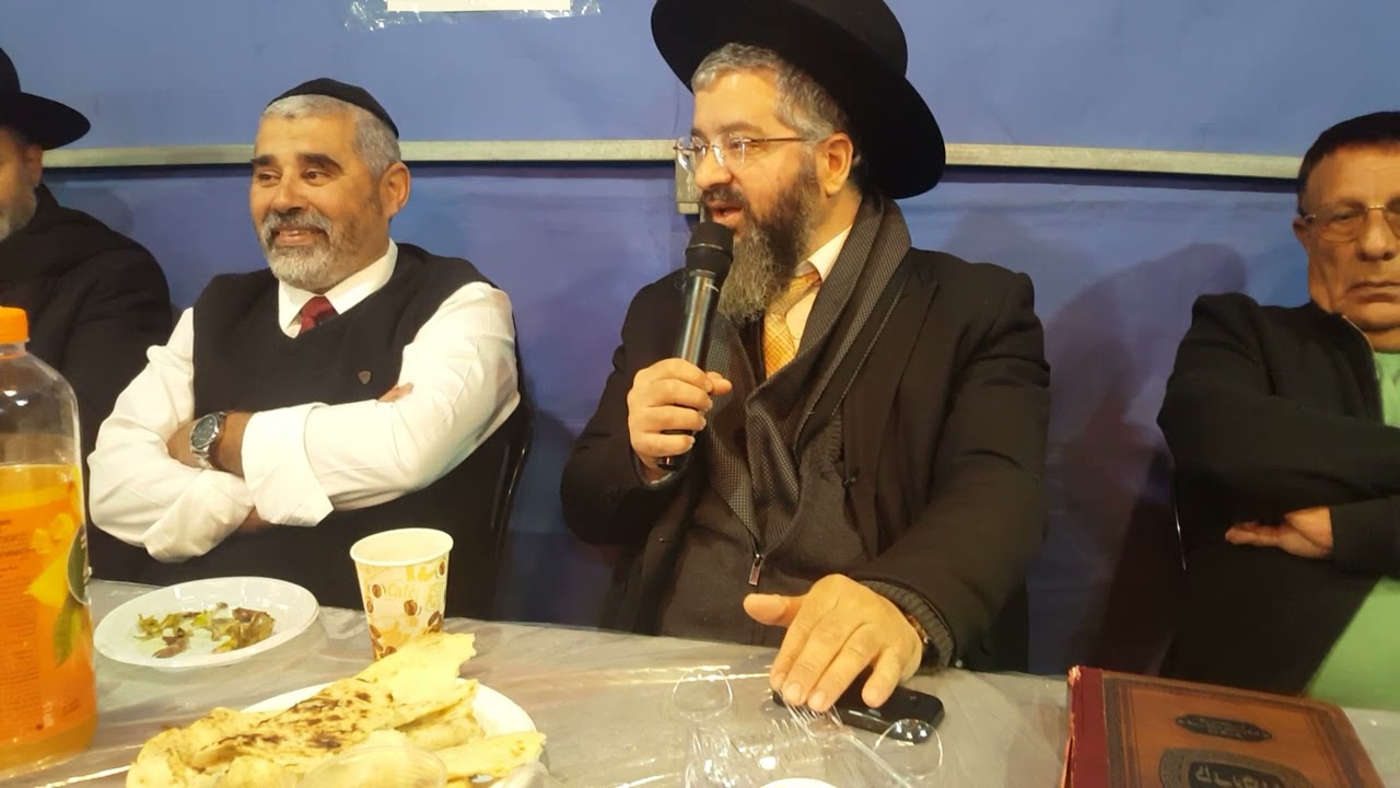 מועיל !!! מנהגי אבלות כל שנים עשר חדש על אביו ואמו - ד' שבט התשפ