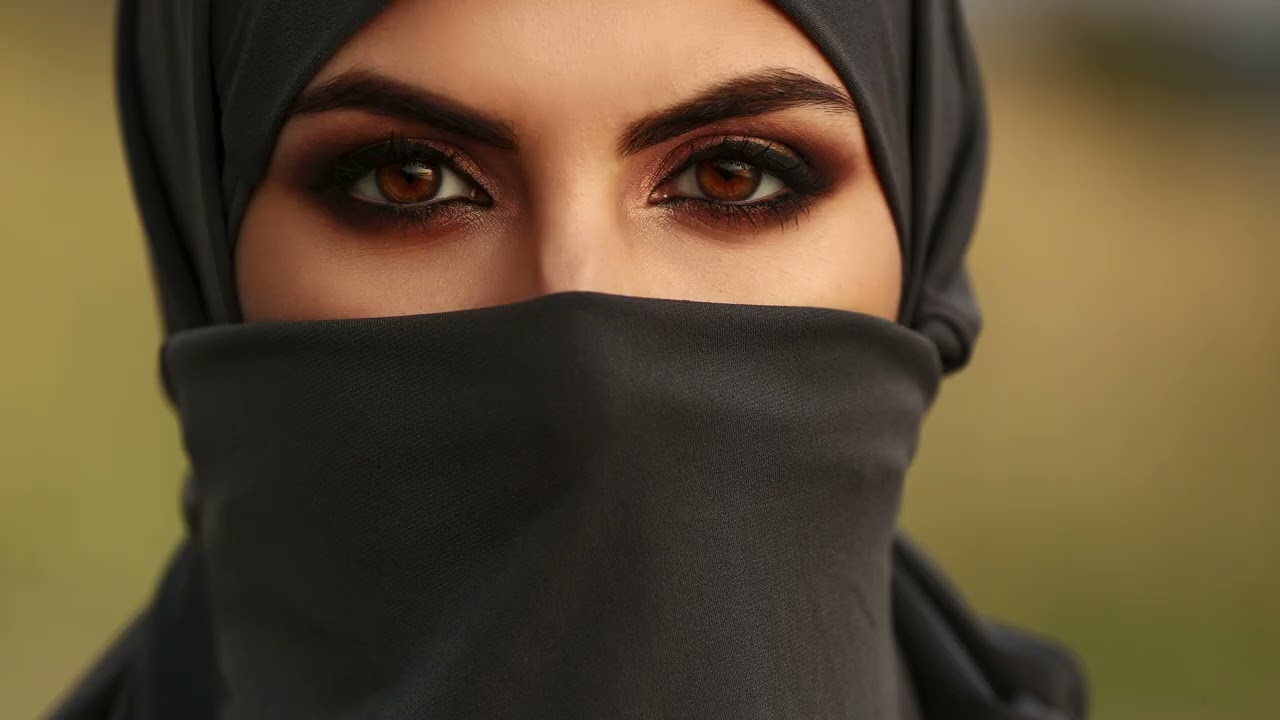 Deep Arabic Melodies – 1 Hour of Emotional & Modern Arabic Music