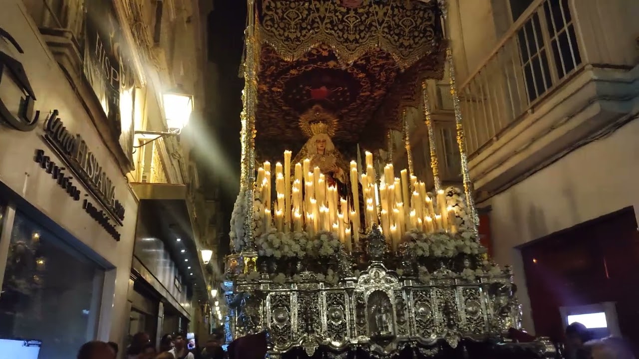 Virgen Amargura de Humildad y Paciencia por San Francisco Semana Santa Cádiz 2022