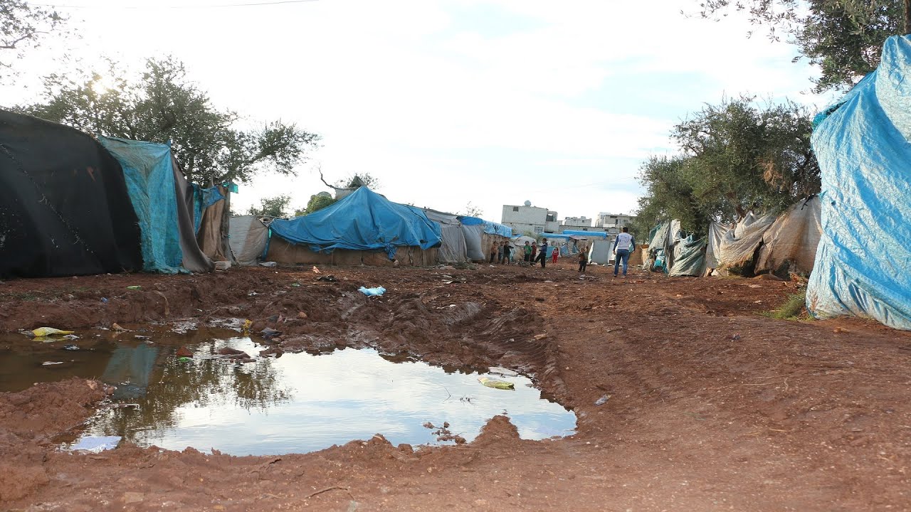 مهجرو أطمة يشتكون سوء المعيشة مع دخول الشتاء | لم الشمل