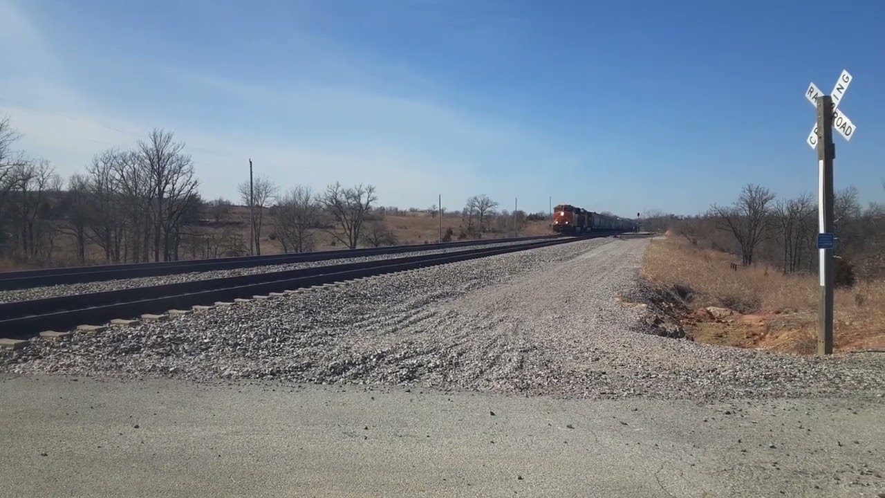 East bound manifest on the Avard Subdivision with what I think was a H3 dash 9