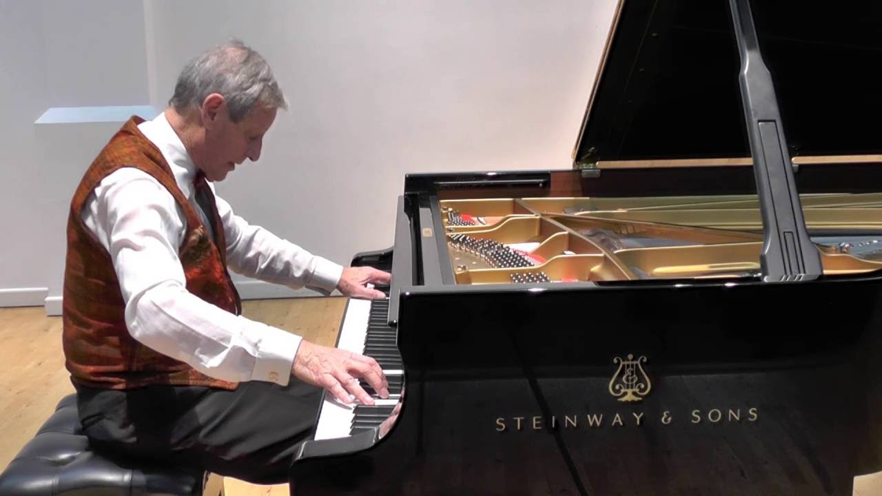 Martin Jones performs Debussy's 'Poissons d'or'