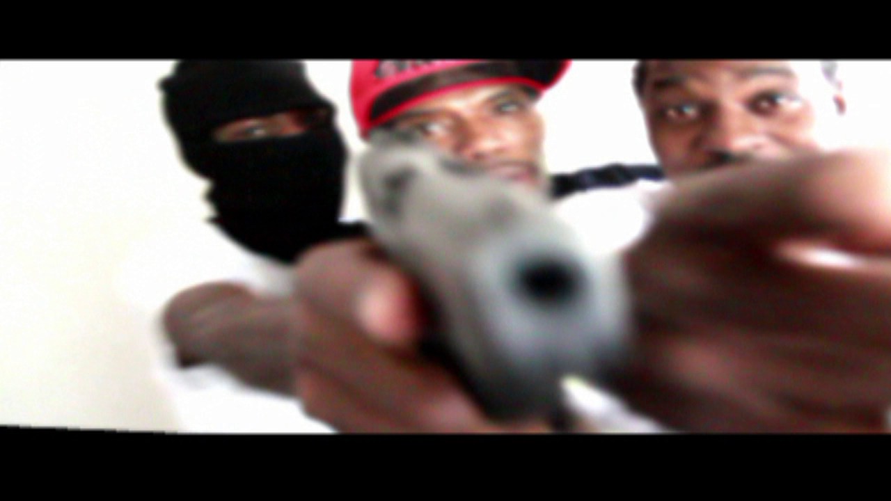 30 WIT AH 3O OUR 30 SO DIRTY MOOSIEMAN X MOELL MO CASH