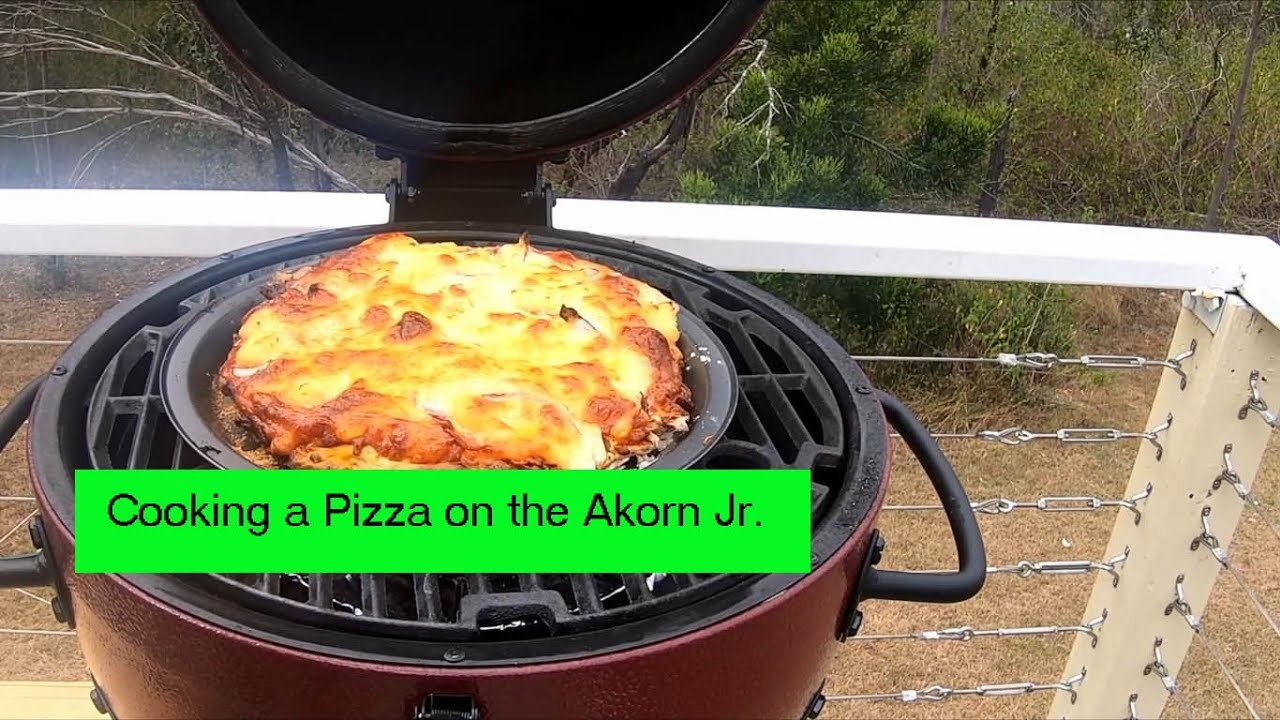 2023 Ep 10 - How to cook a Pizza on the Akorn Jr BBQ.