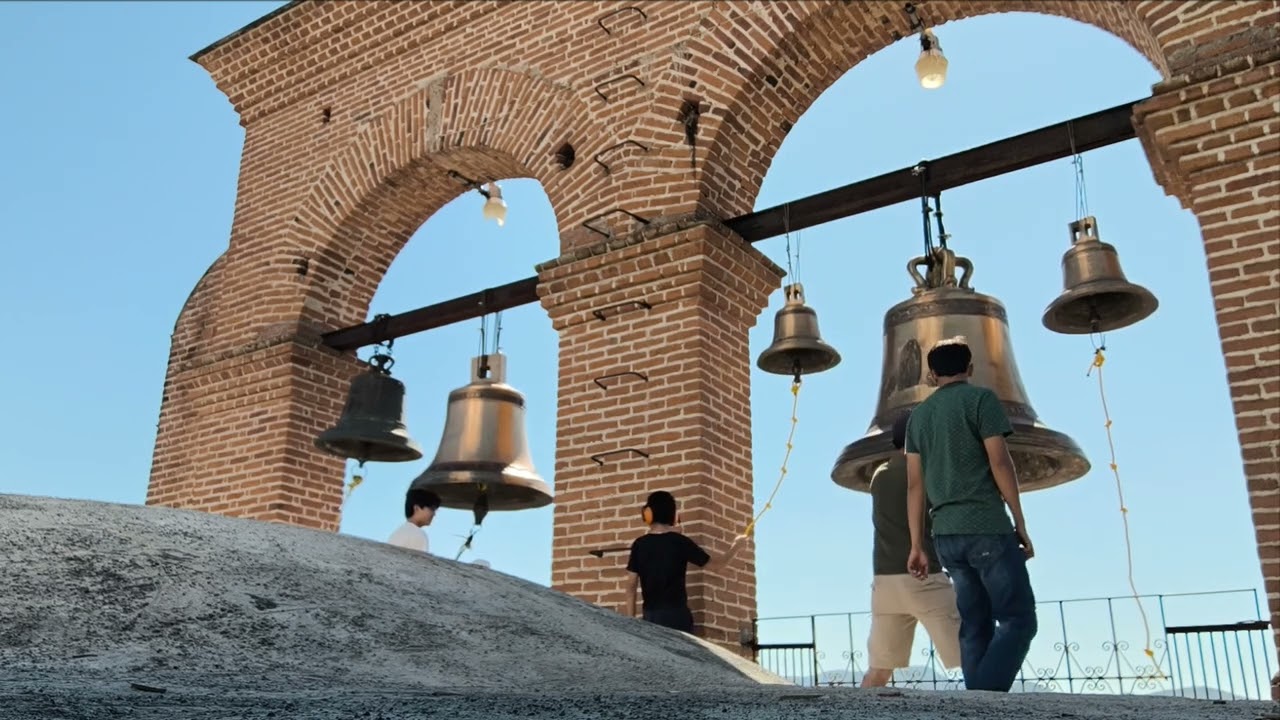 Repique de Campanas, en la parroquia de la Candelaria, San Clemente, Jalisco (Segunda Llamada).