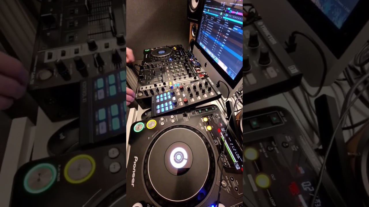 #traktorpro #techno #bestdrops #pioneerdj #djlife #music #Supa Sharp