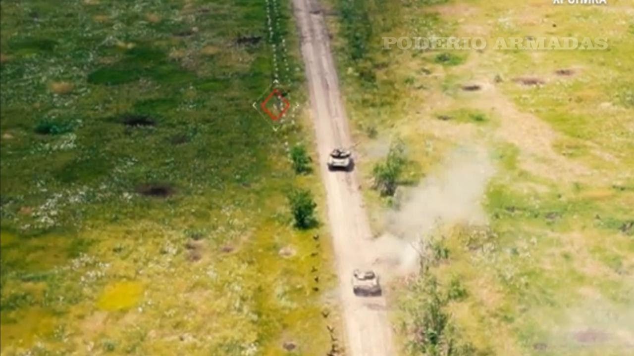 Un tanque ruso T-72B recibi&oacute; 12 impactos de misiles antitanque y se mantuvo en movimiento