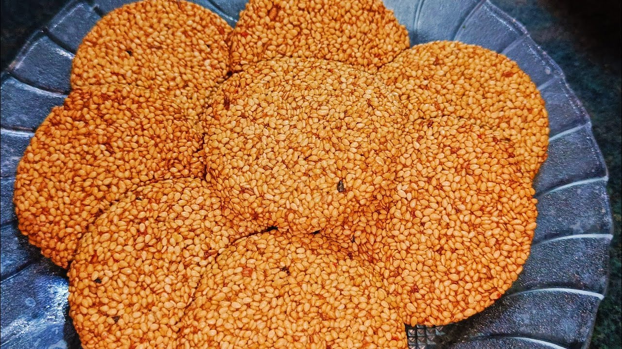 तिल और उड़द दाल से एक बार बनाए पूरे साल तक खाए तिल का बिजोरा(बिजोरी)||Urad Dal Or Til Ki Bijore