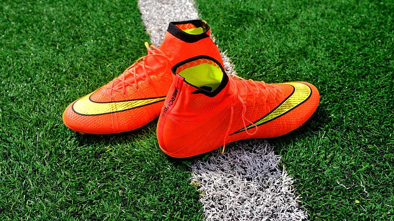 CR7 & Ibrahimovic Boots: Nike Superfly IV Unboxing by freekickerz