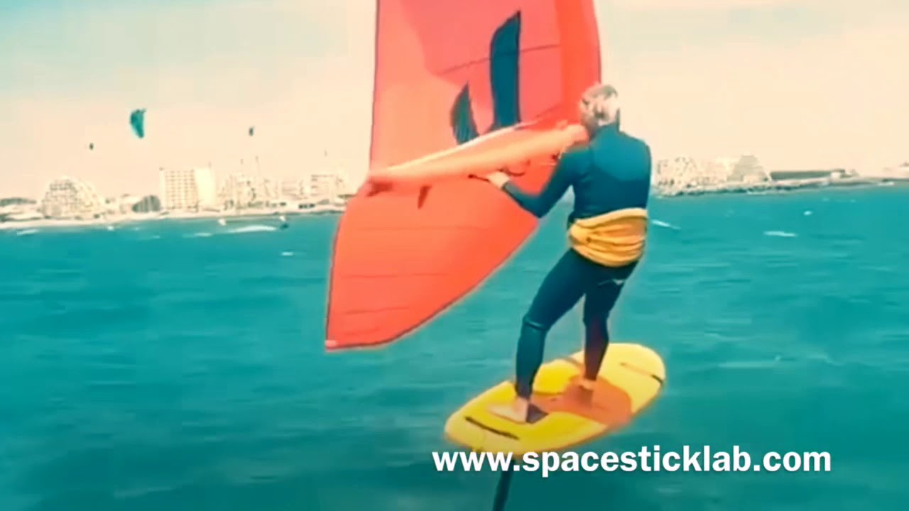 Wingsurfer - downwind wave riding