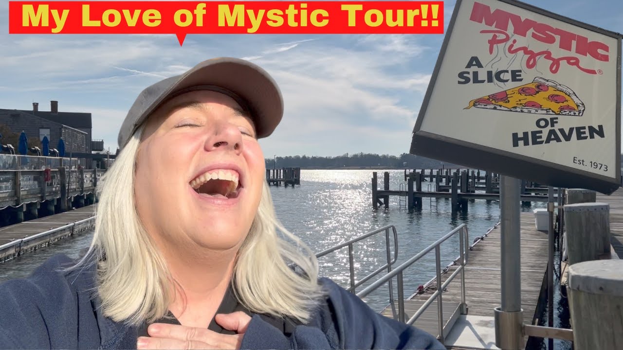 A Day in Mystic Connecticut! | Dogwatch Cafe and The Best Seafood Lunch Ever + Homemade Fudge