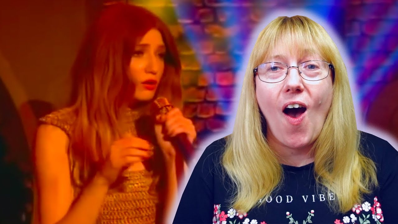 Vocal Coach Reacts to Nicola Roberts 'Beat Of My Drum' LIVE 2011