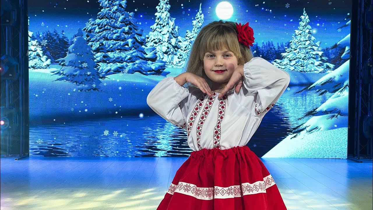 Andriana Starostele - Deschideți ușa, vin cu colinduța