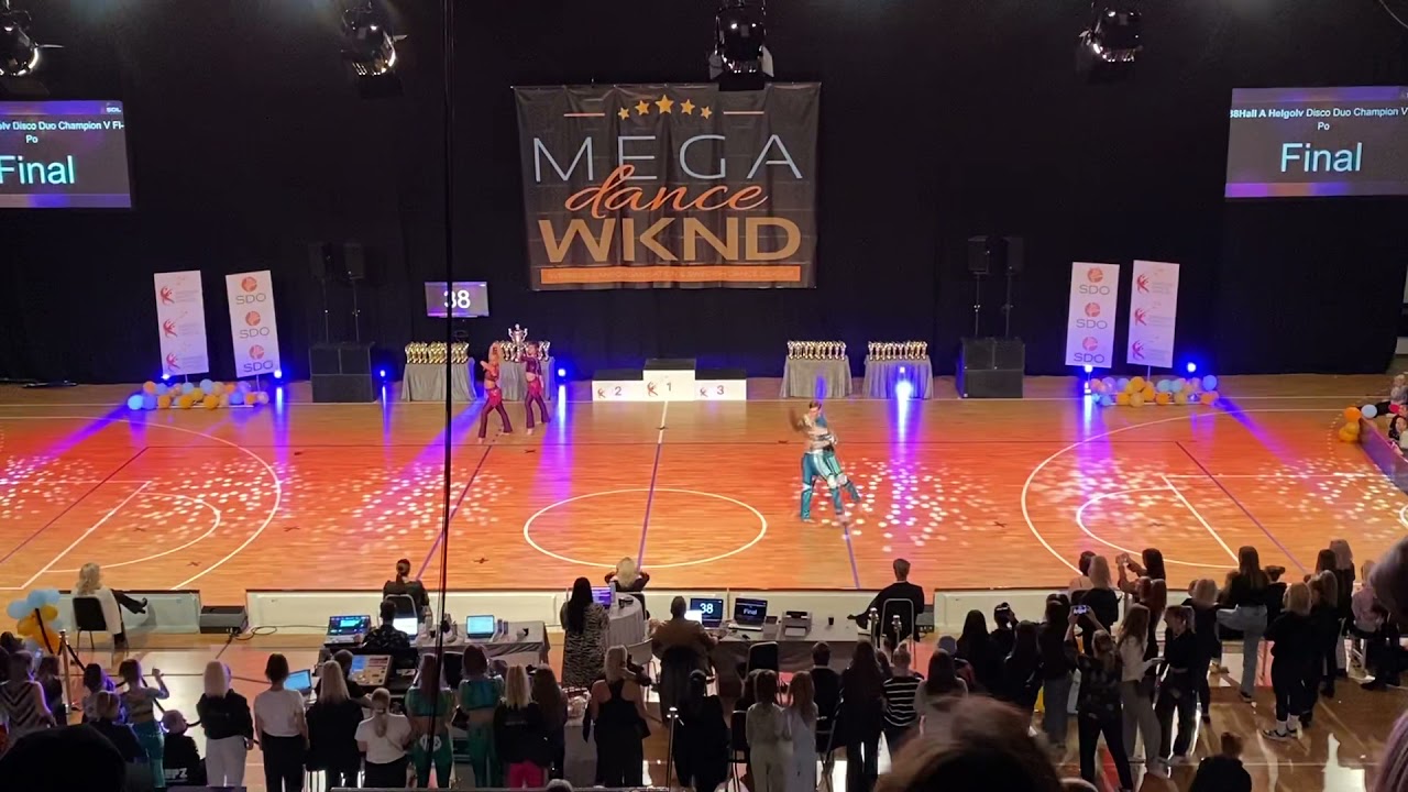Rasmus Strandlund Helsing & Matilda Hjelm/Lukas Medailleu & Johanna Grafström - Mega Dance WKND 2021