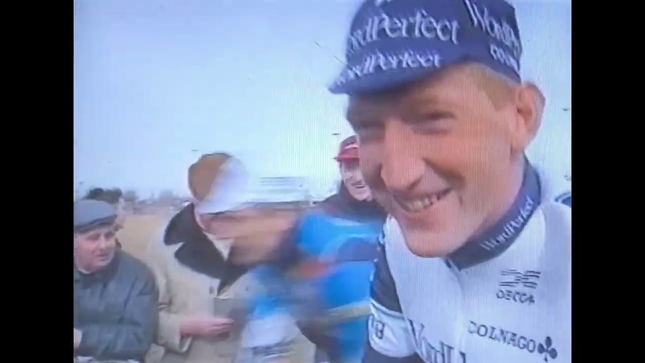 Kopjes kijken voor de start vd Omloop Het Volk 1994, commentaar Mark Van Lombeek