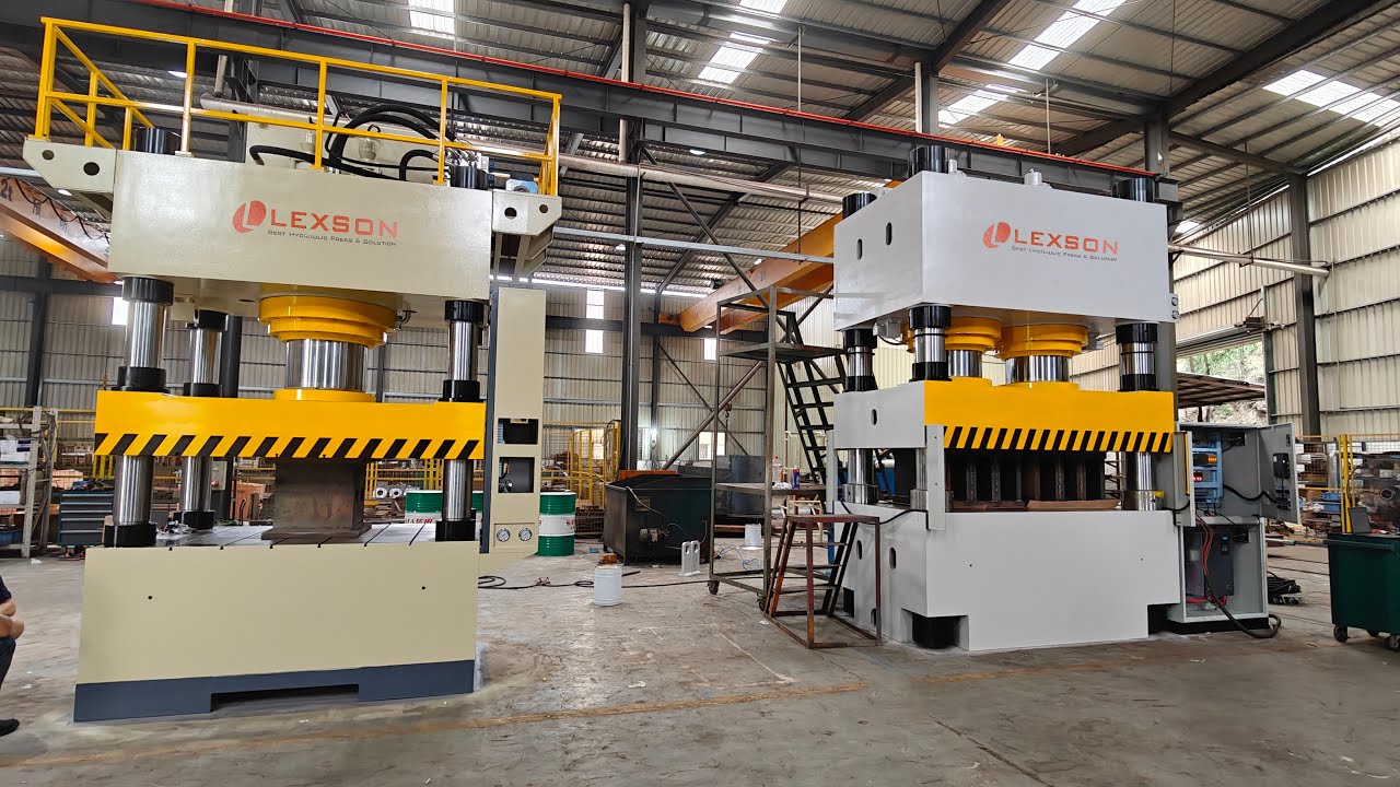 Industrial hydraulic press, 4 post hydraulic press, 4 column press, 1000 ton servo hydraulic press