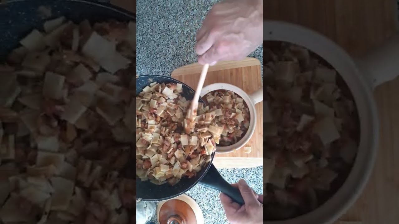 Łazanki z domowym makaronem.