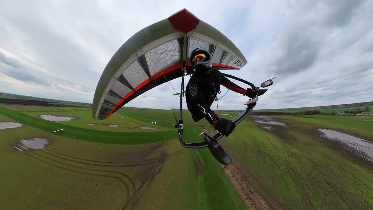 Hang Gliding   ATOS VR   Busy Arrivals