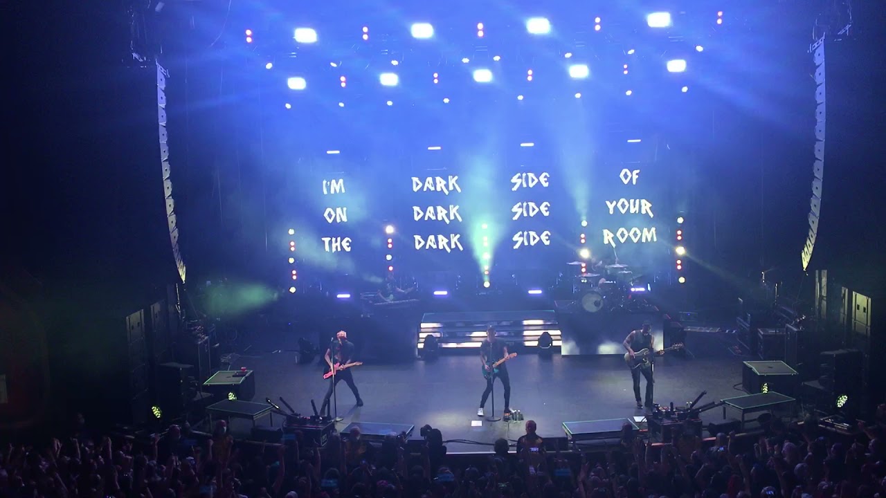 All Time Low - Some Kind Of Disaster & Dark Side Of Your Room - Manchester 02 Apollo 26/09/2021