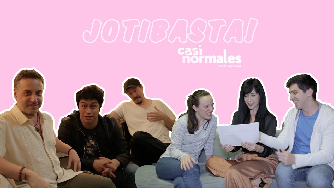 Jotibasta con el elenco de ¡Casi Normales!