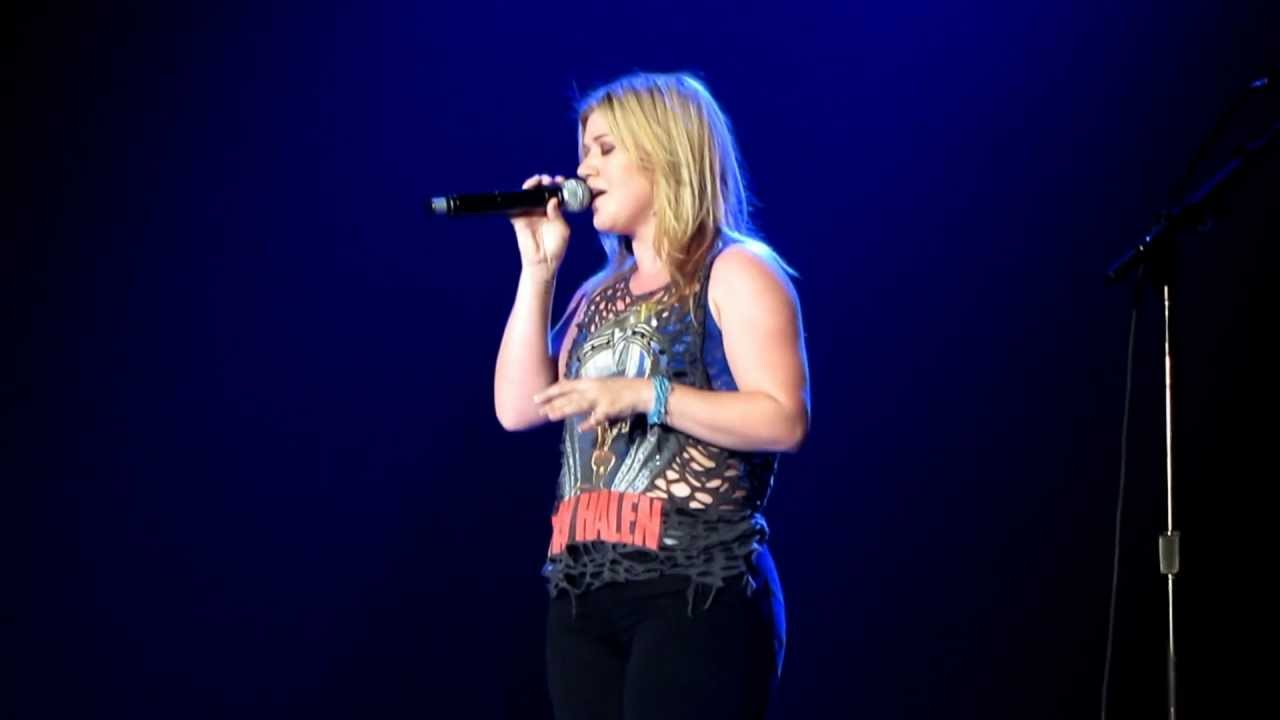 Kelly Clarkson - We Are Young (Fun. cover) [Live in London 2012]